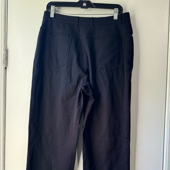 ST. John Sport Pants Size 10 Black Marie Gray Fly Gold Button USA Made - Picture 6 of 8